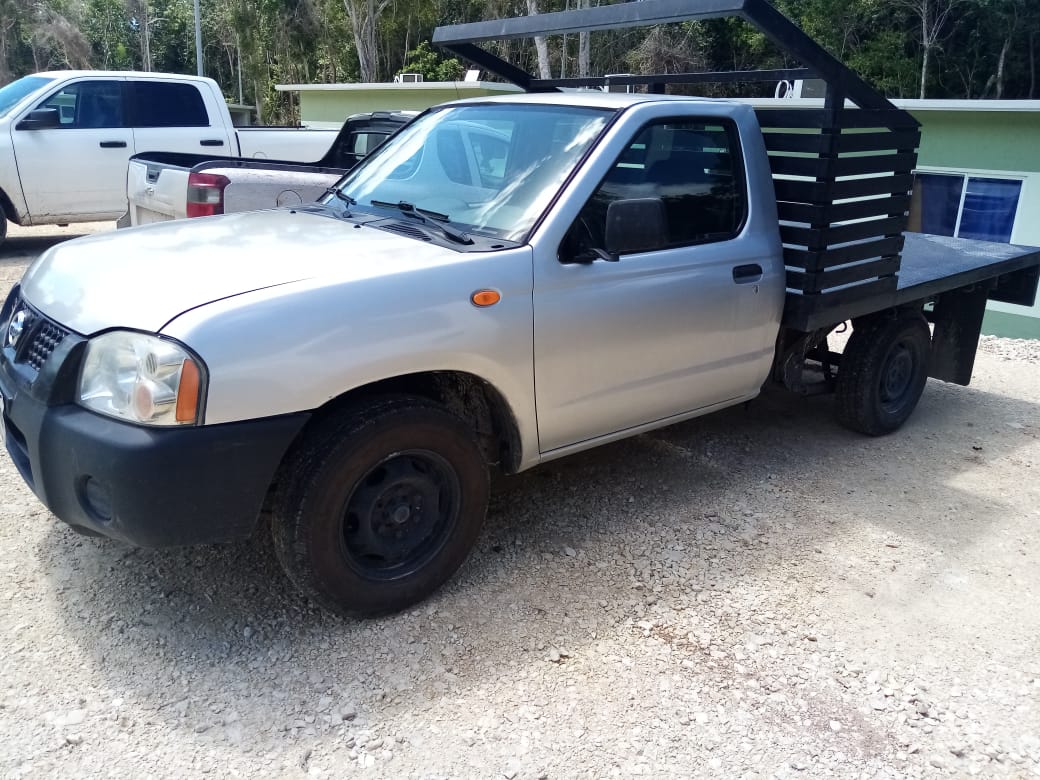 Nissan NP300 (Pickup)